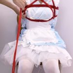 《路崽日记》-洛丽塔日式紧缚+胸缚+超紧股绳+红布塞嘴+红绳勒嘴+拉拽股绳牵着走+跪着走+鸭子坐+欧式直臂紧缚+后手吊缚+铁杆子紧勒