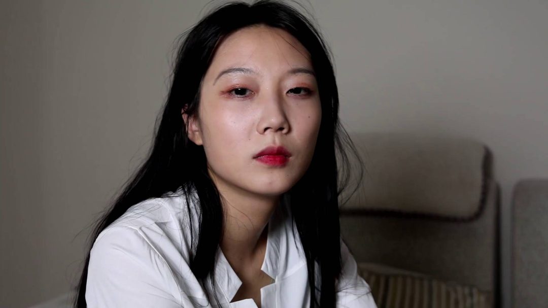 大眼睛长腿美眉阿晨的悲催兼职第一季-1