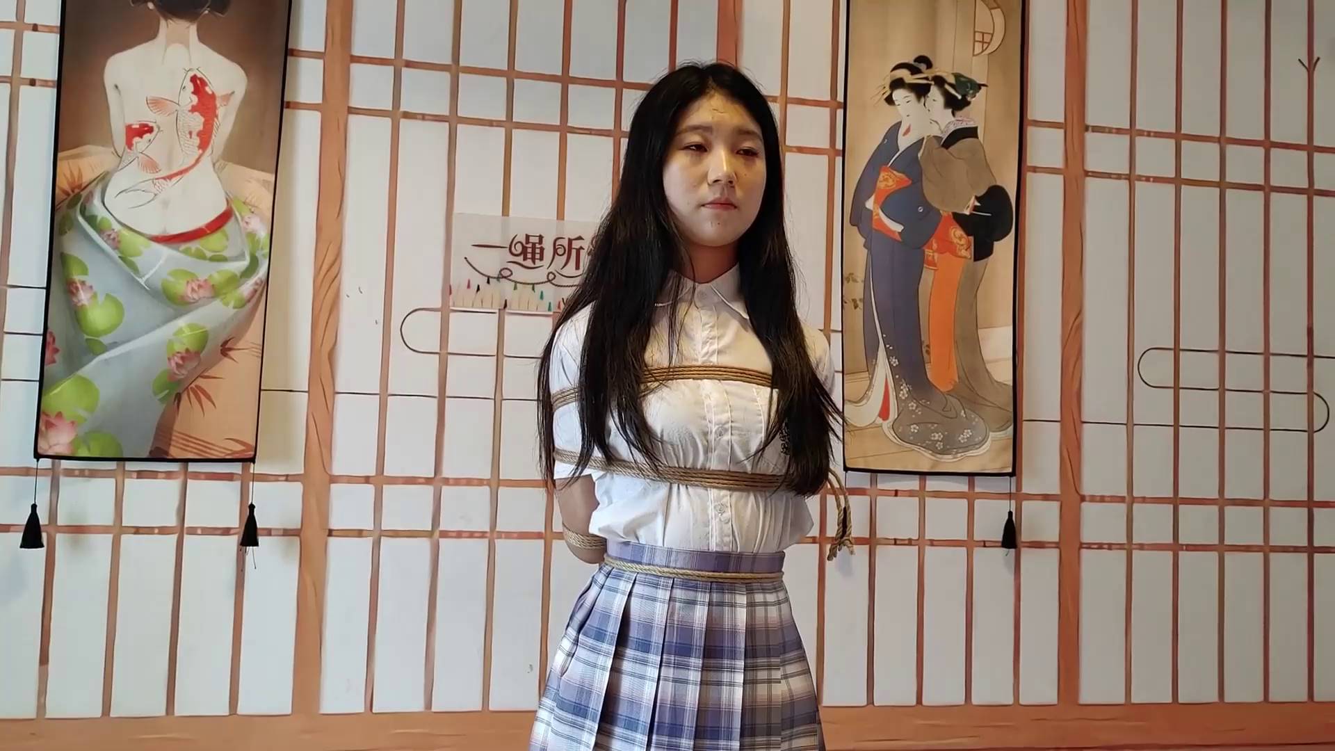 舞蹈生柔柔体验绳艺之超紧直臂极限驷马(及绳艺感受访谈)