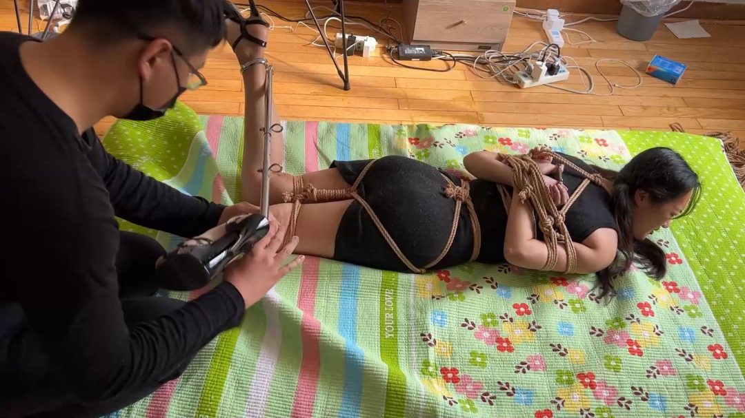 美彤妹子的暴力驷马-3