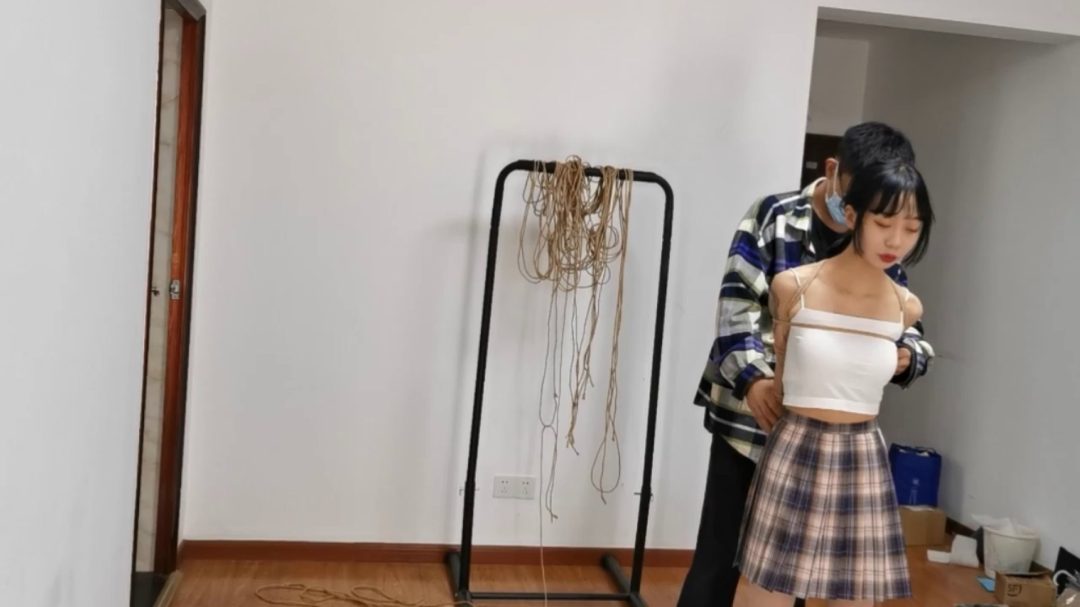 宝妹直臂紧缚驷马放置-2