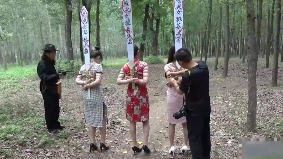 异姓三姐妹妹 野地外拍篇-5