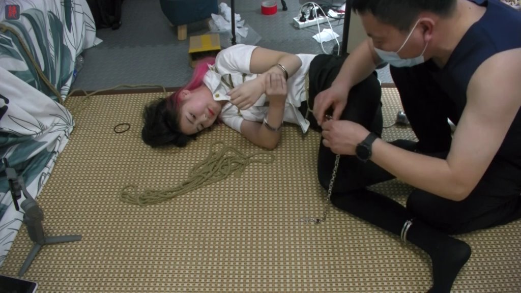 ceaf1f6ccbefd36f6e1b1109ca21cad9