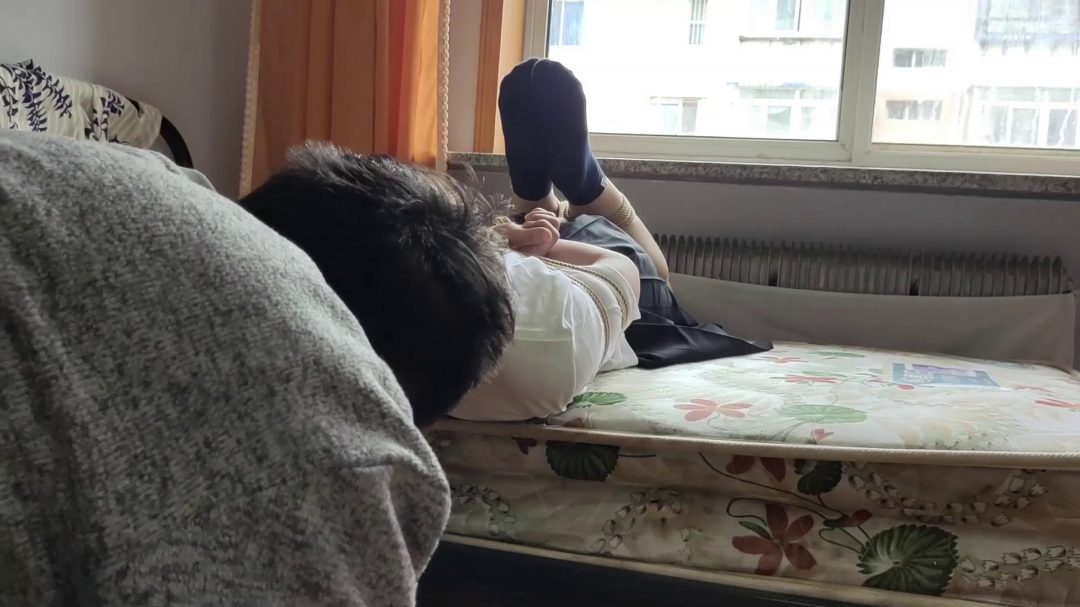 小琳 驷马超紧缚 口水 大口球-8