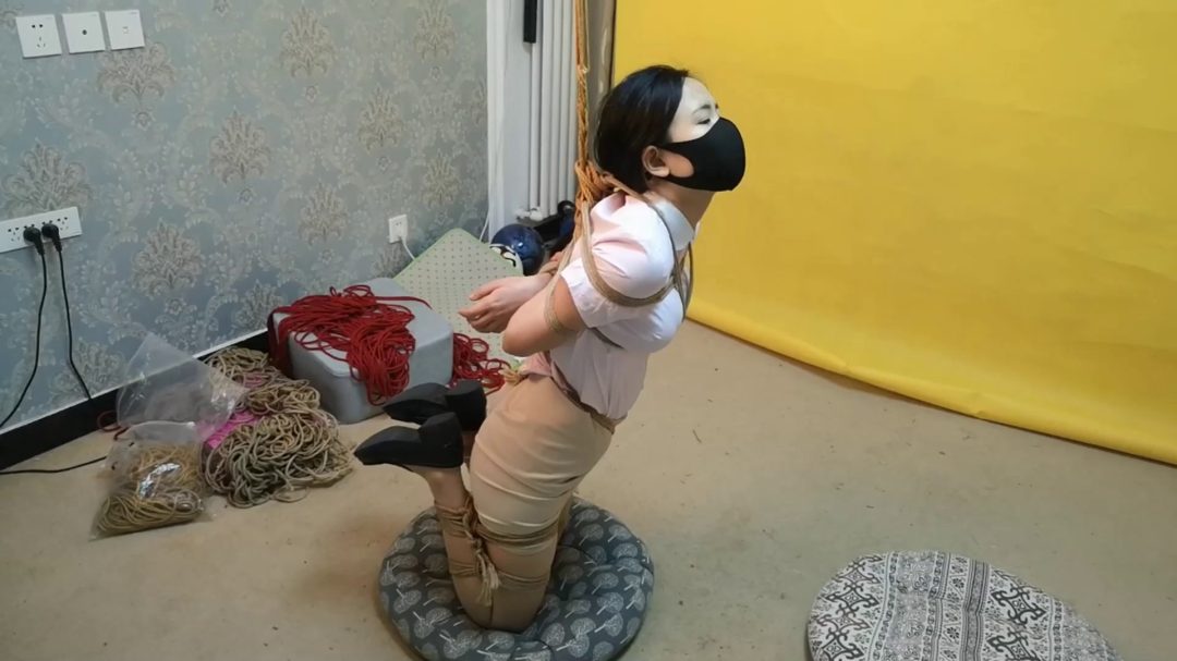 凌宇职业装 马具口伽肆疟的小美女-3