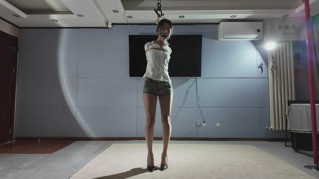 定拍：魏灿灿直臂极限吊脖子-4