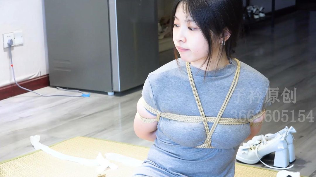 颜姝 口球放置 口水打湿衣服-4