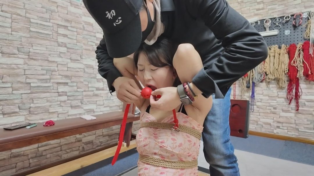 定拍：魏灿花裙滴蜡-2