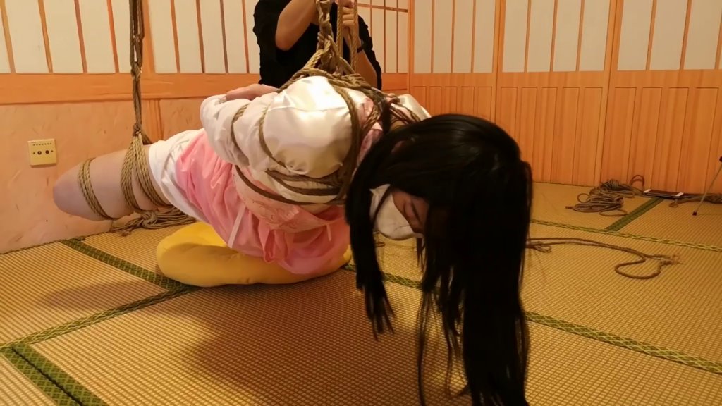 杨蕊 日式鸭子坐吊缚 教程-6