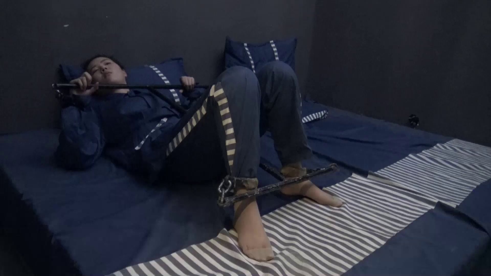 d915175fa6c5c5024cad93cc0fcb2c79