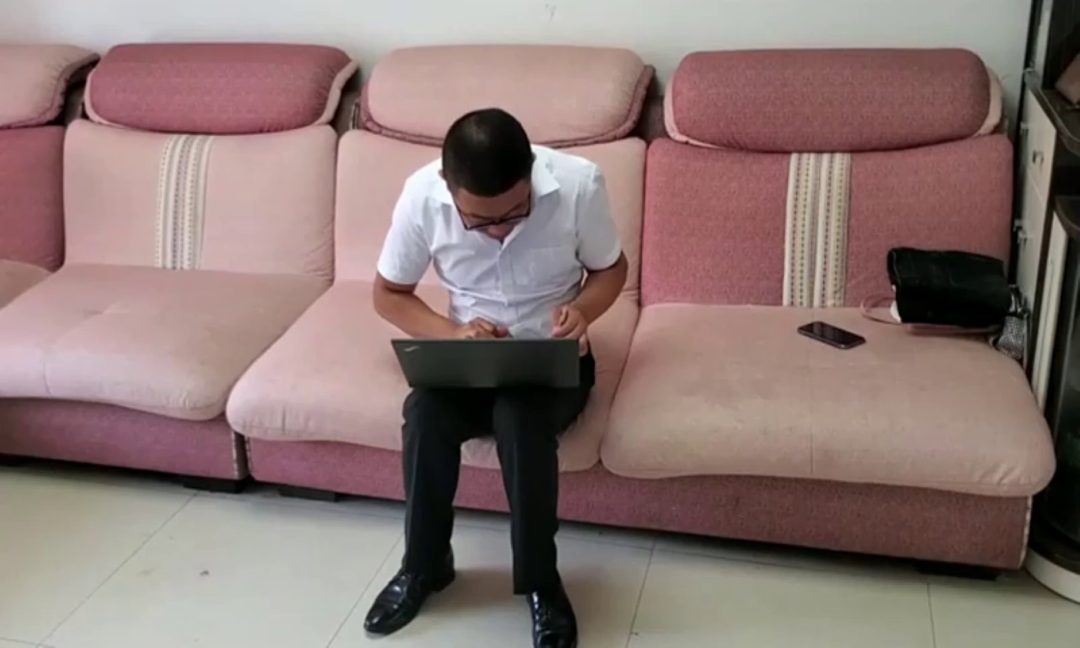 女孩被诈骗，连累闺蜜一起被骗-3