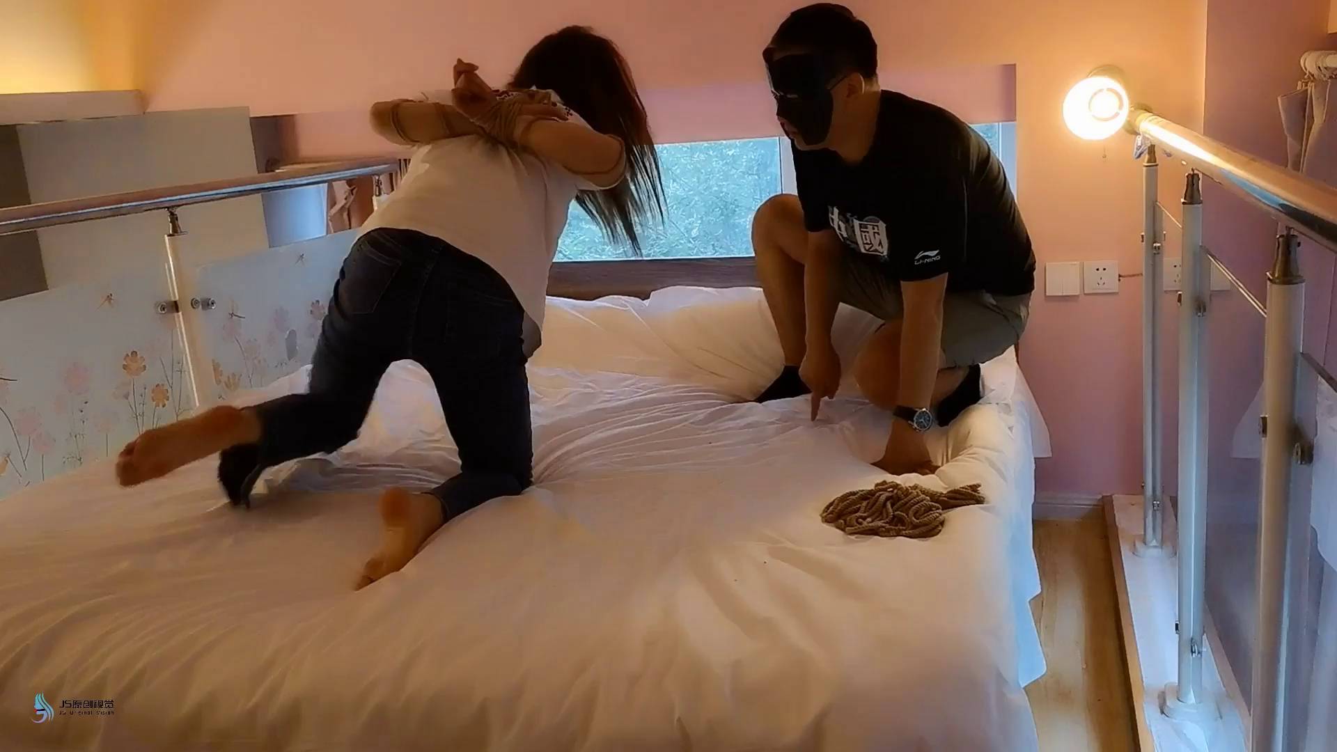 db56638a4a3bd7e9a94fe40b9d1f4ad4