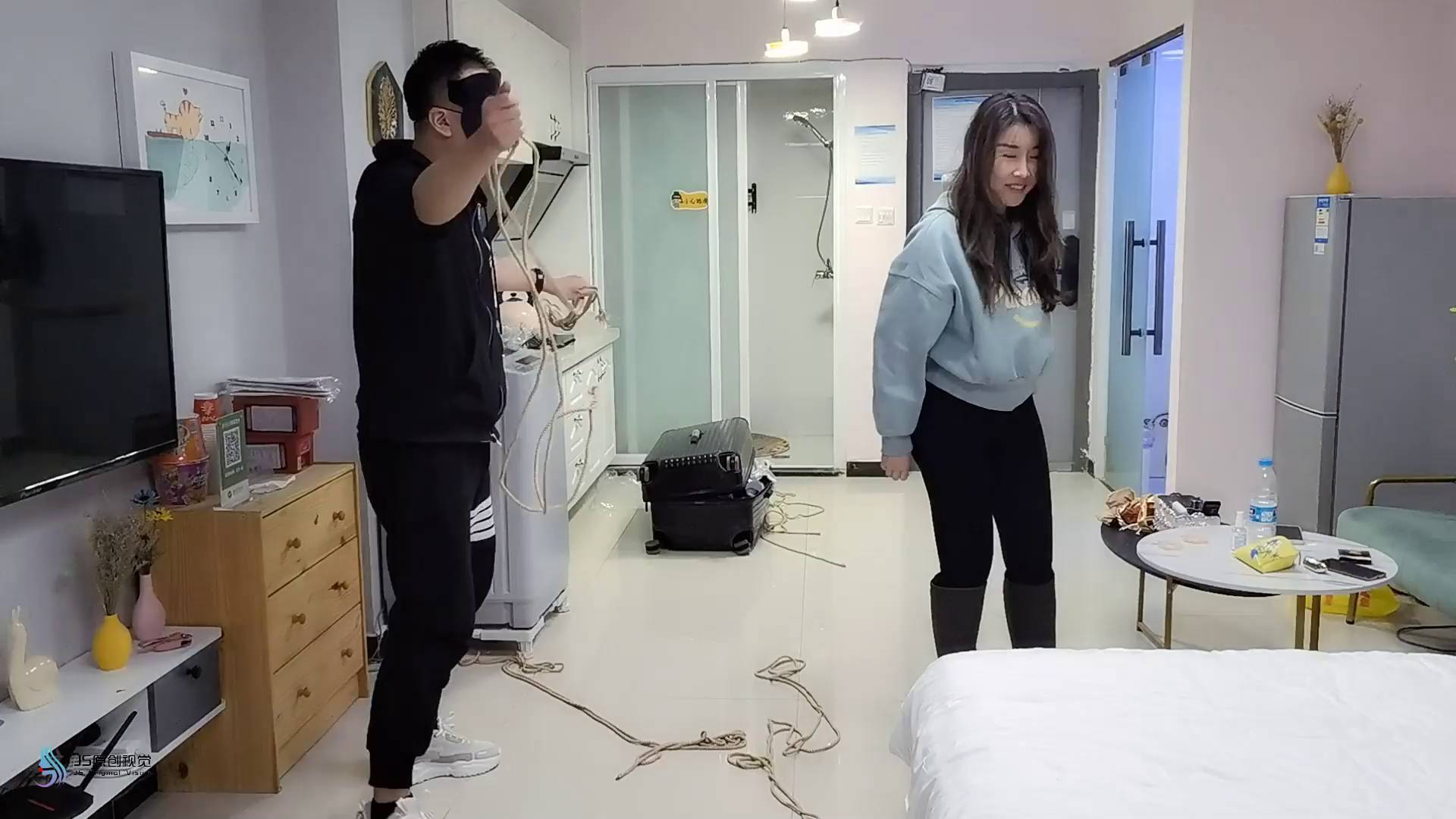 dc14e20f3f2e989b31340bff281e7938