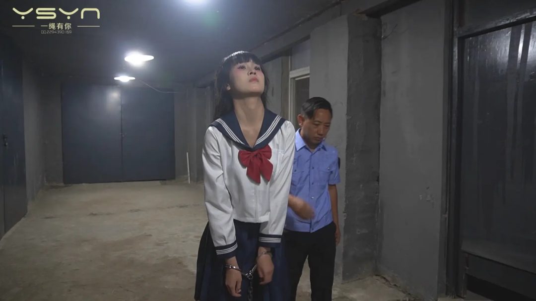 定拍转公映【虚惊一场】上集朱婷婷戴上四副手铐一副制式脚镣两幅重镣（铆钉砸死）一副银色脚拷-7