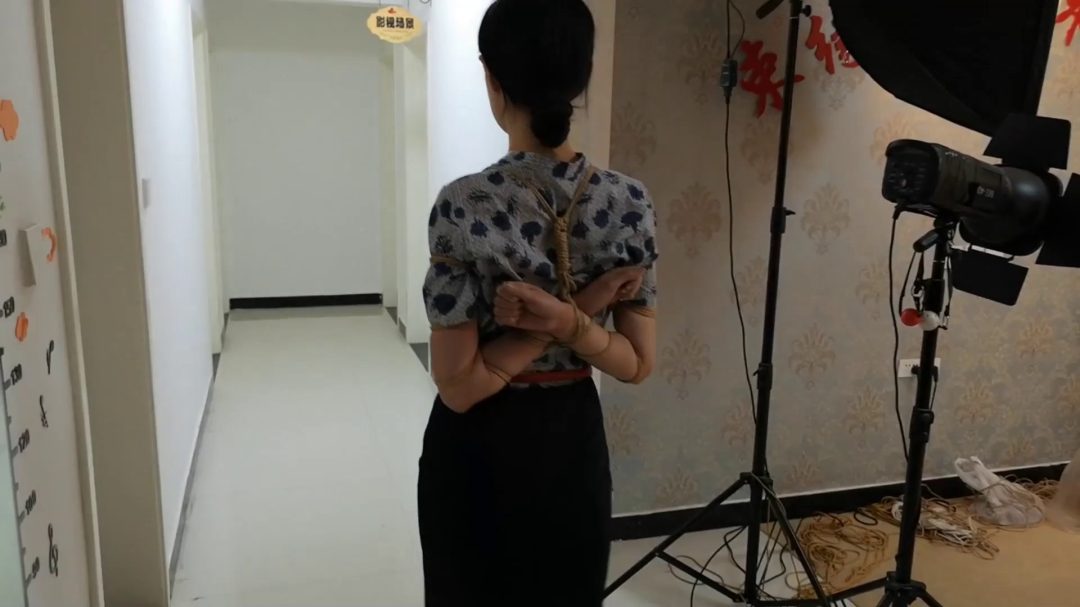 空乘专业的雅熙 五花紧缚训练-3