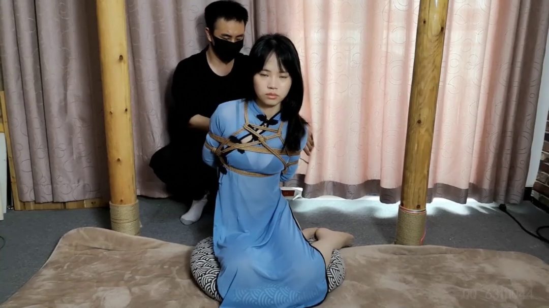 不易绳师作品 诗园五四装侧吊-2