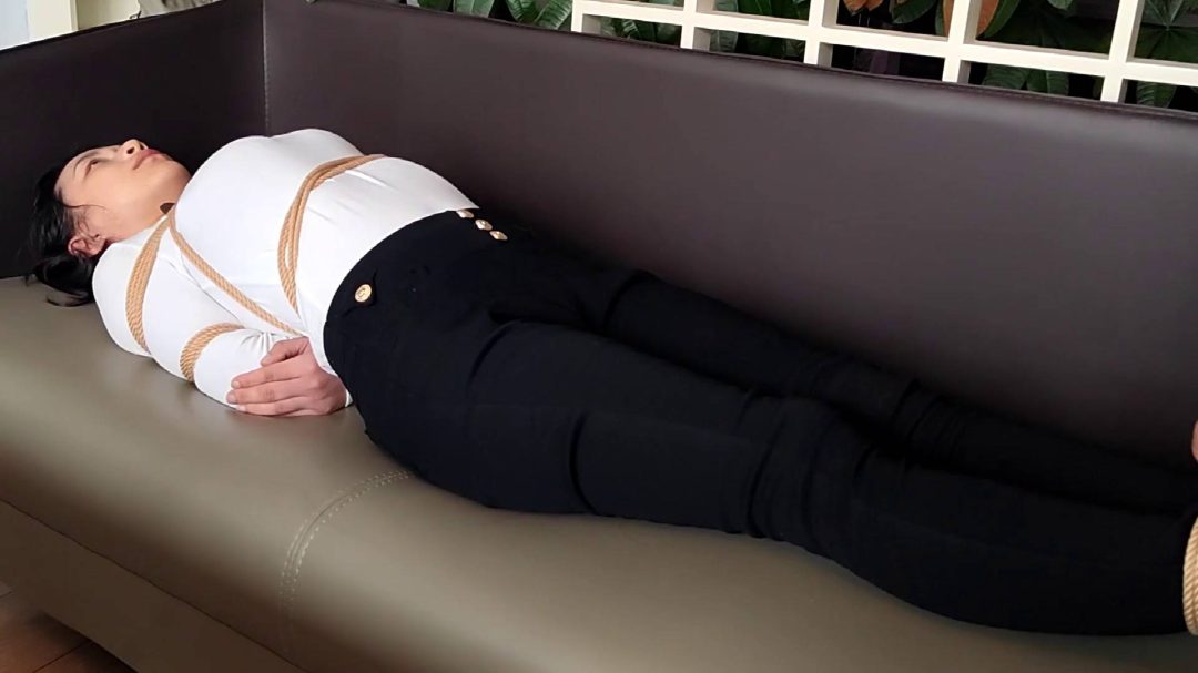 勤劳主妇汐汐白衫第三季-3