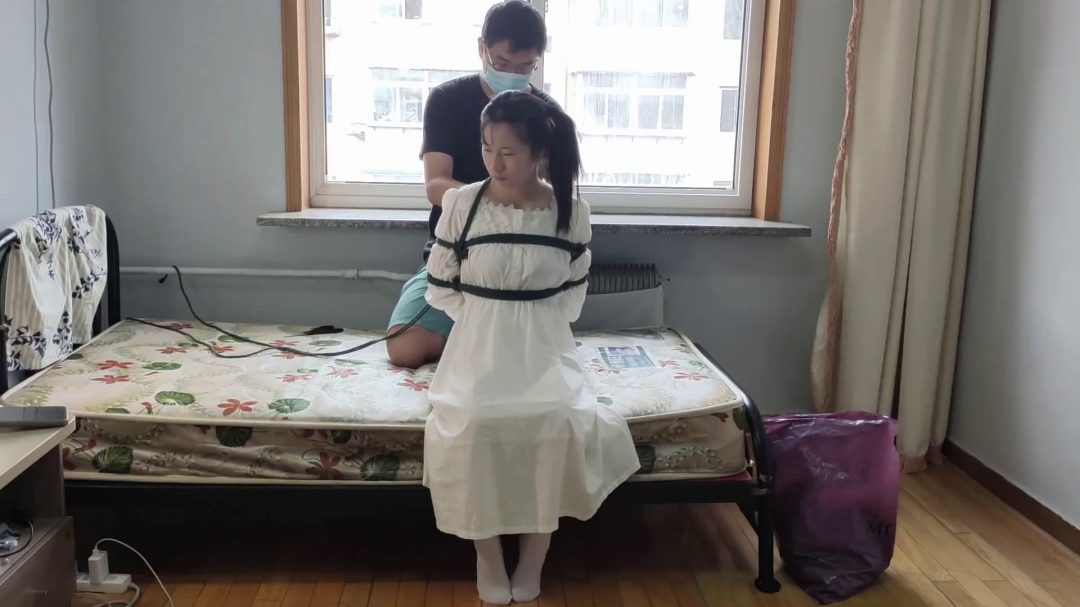 明贞 捆绑实录 白丝日式驷马马具口球堵嘴-2