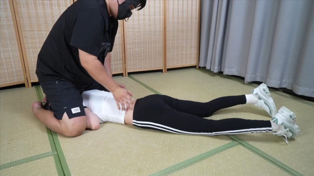 嗷嗷-运动服，多场景折磨虐待，电击掰腿不停-6