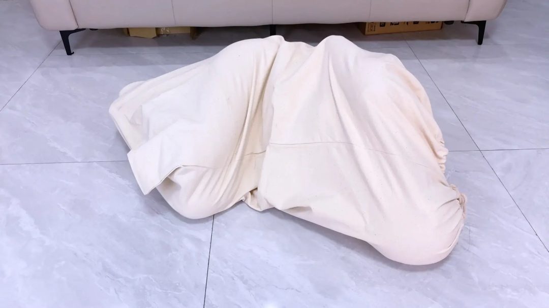 【嗷大喵】-《路崽日记》艾米莉亚cos,捆绑全过程,日式紧缚,胸缚,并腿缚,丝袜蒙眼,丝袜堵嘴,流口水,放置挣扎,麻袋打包等等-6