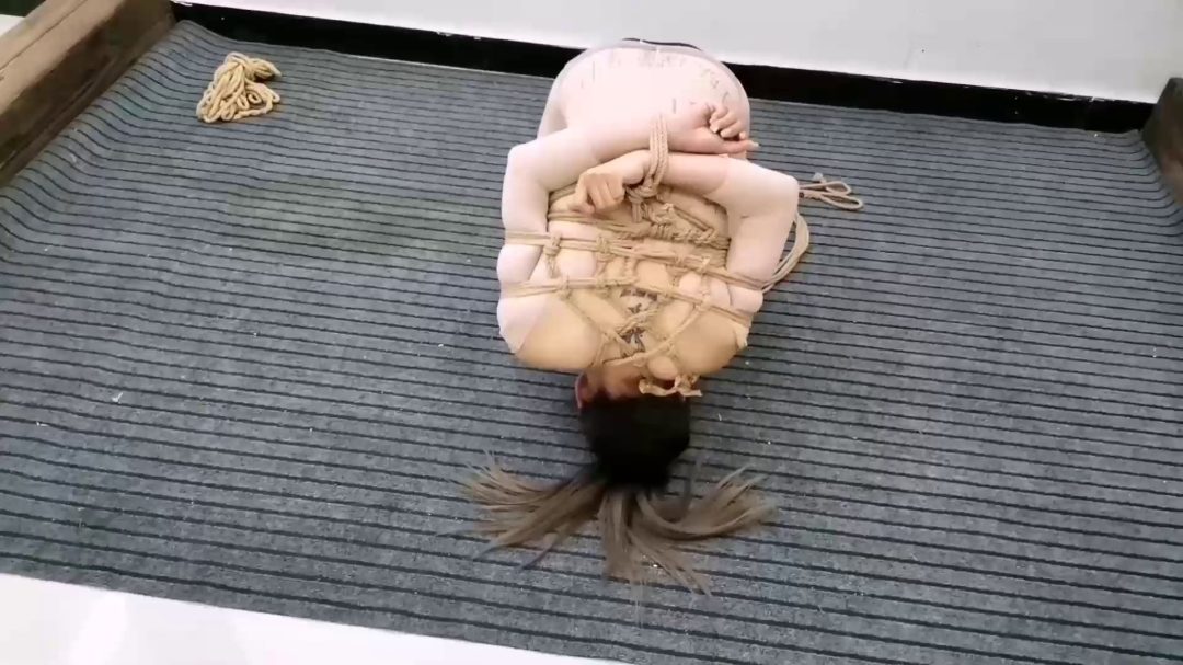 雅思单双脚吊缚和脱缚-7