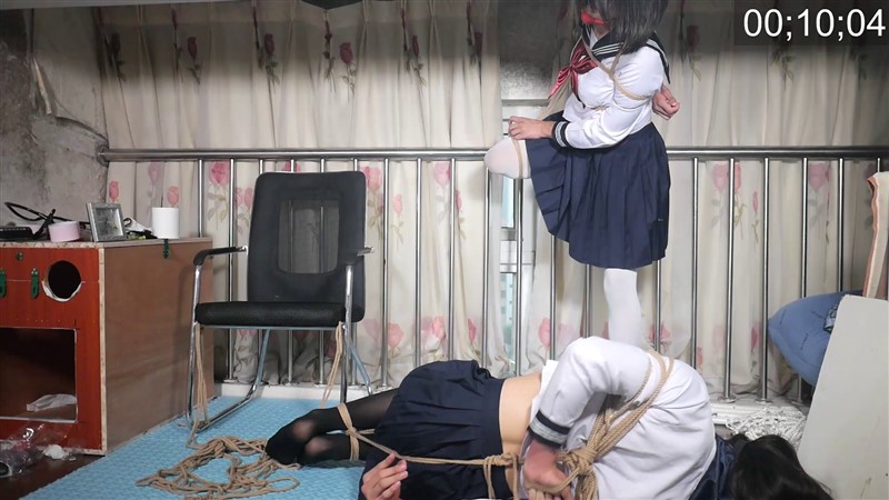 三人紧缚实验 驷马,椅子固定,单脚吊-6