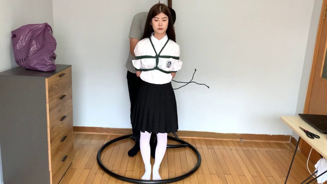 小婉试镜日式驷马-3