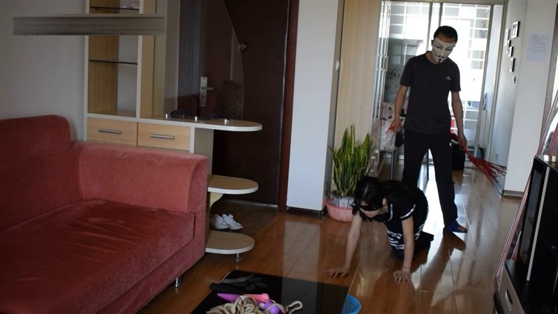 小蘑菇 金属镣铐 牵引 滚轮-1