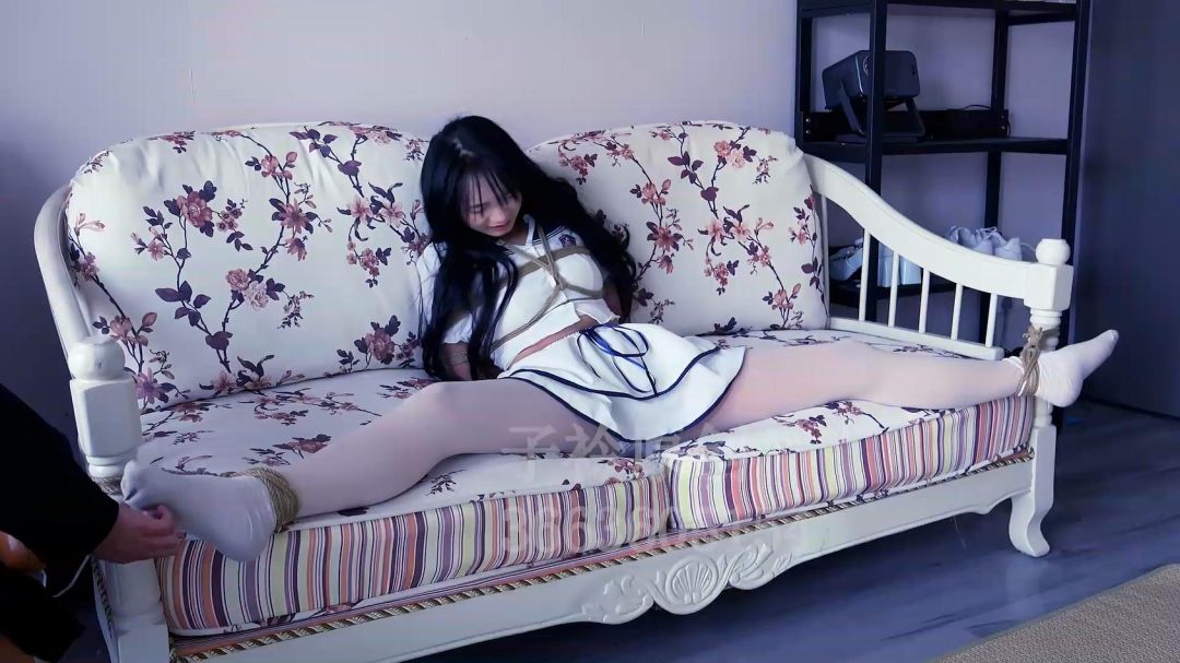 琳琳 一字马 TK挠脚 单腿吊-3