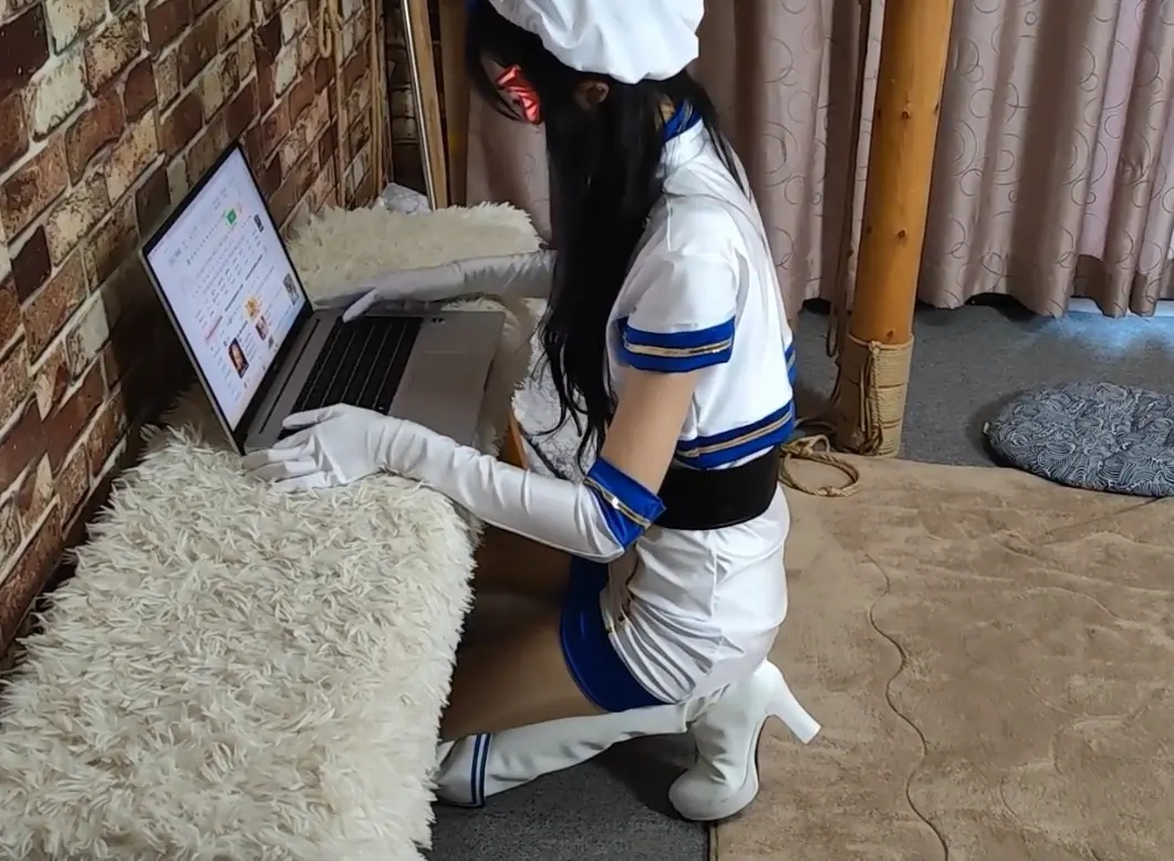 偷文件的魔法女英雄 电贴片-1