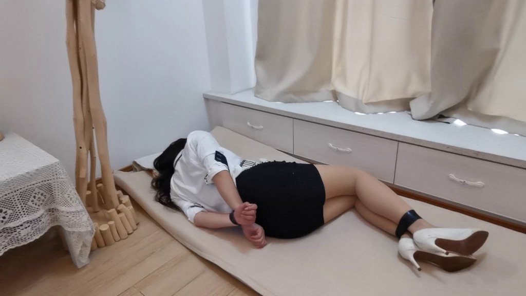 定拍肉丝OL黑胶带捆绑-1