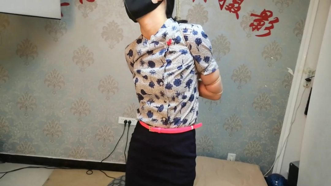 杨蕊 黑丝女空姐-8