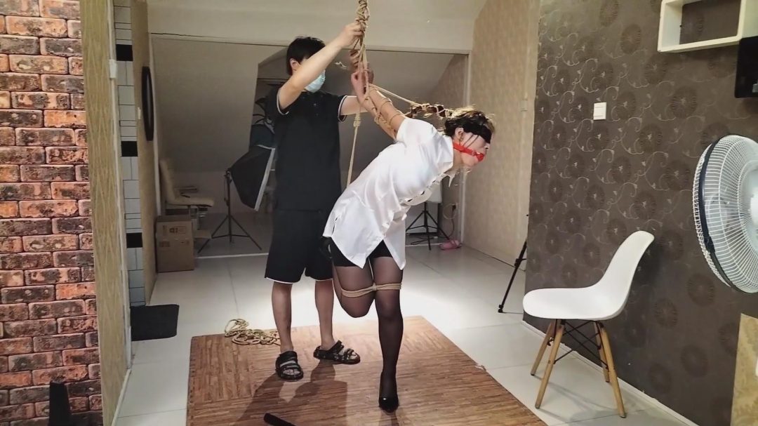 绳屋藏娇 高价定拍分享：束缚调教2-5