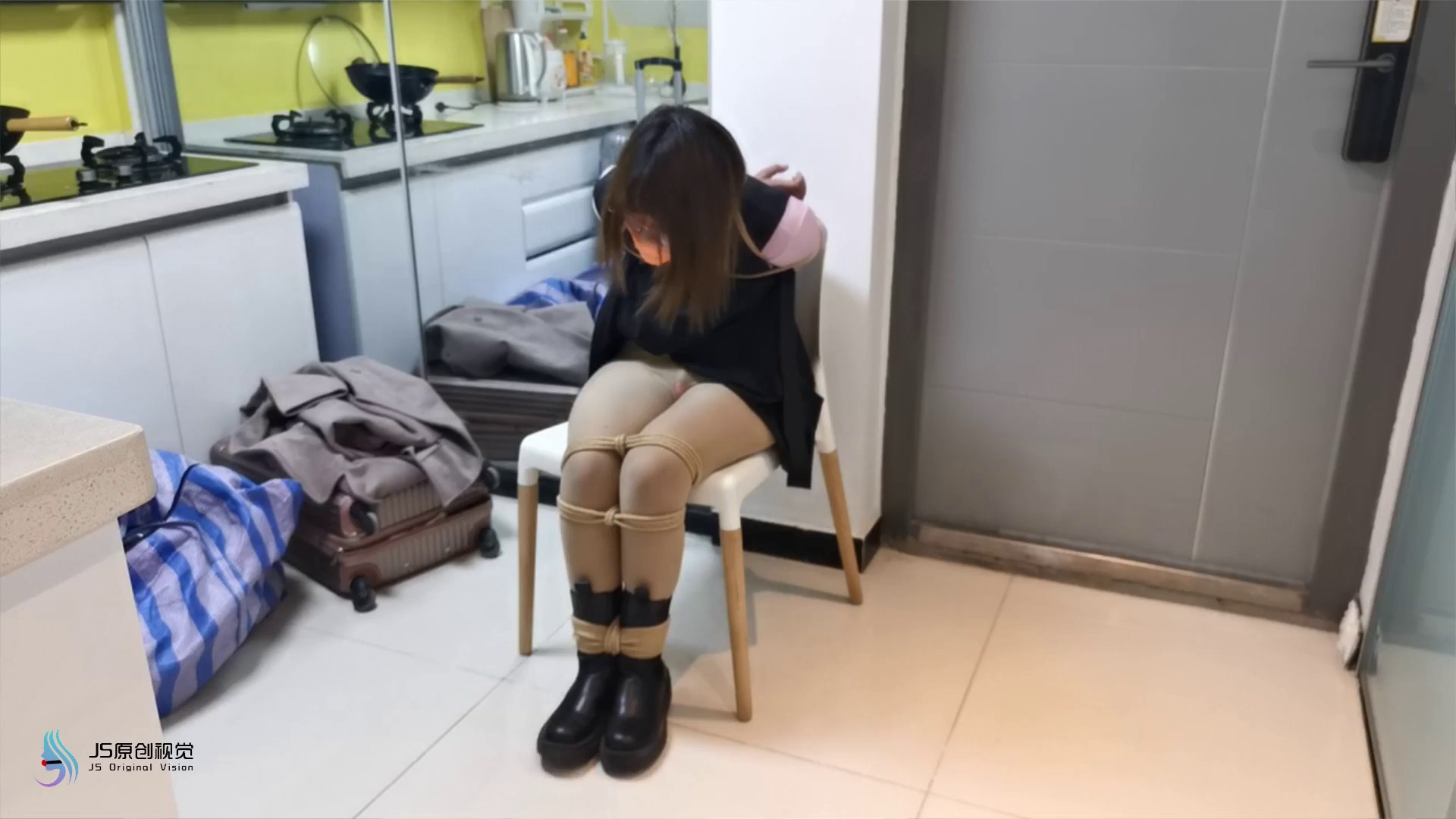 fc27bff0ef245f8d9884cc5f4e8a28fa