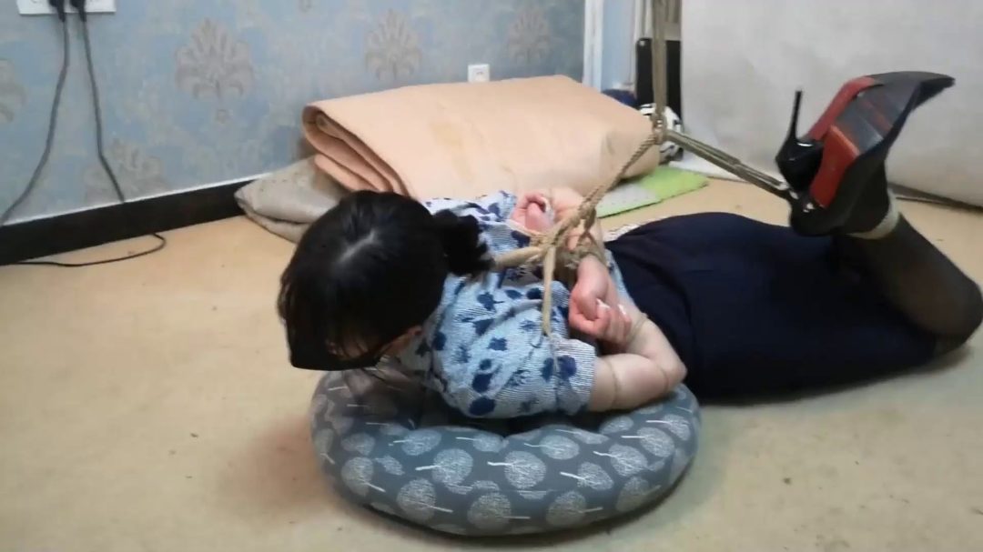 杨蕊 黑丝女空姐-6