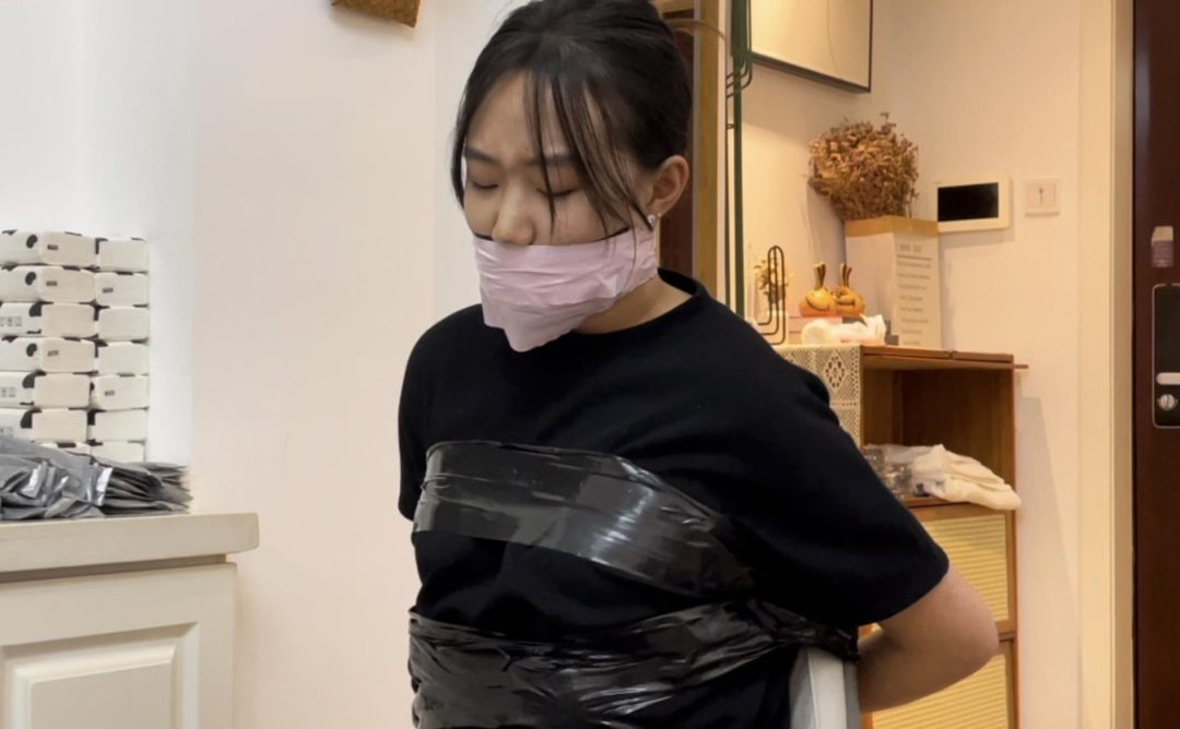 【小贺】 黑色胶带的挣扎-12