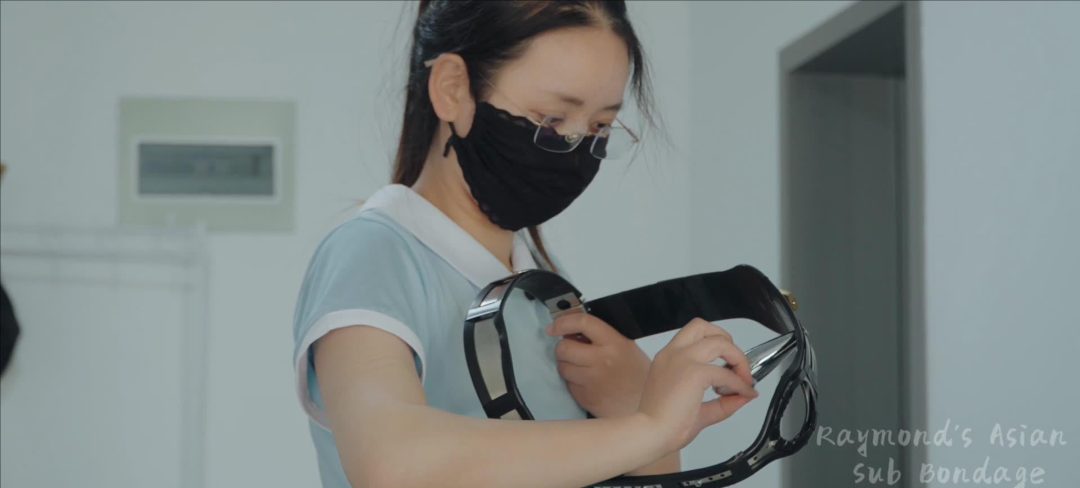 chastity belt plug 1：锁着栓做家务-1