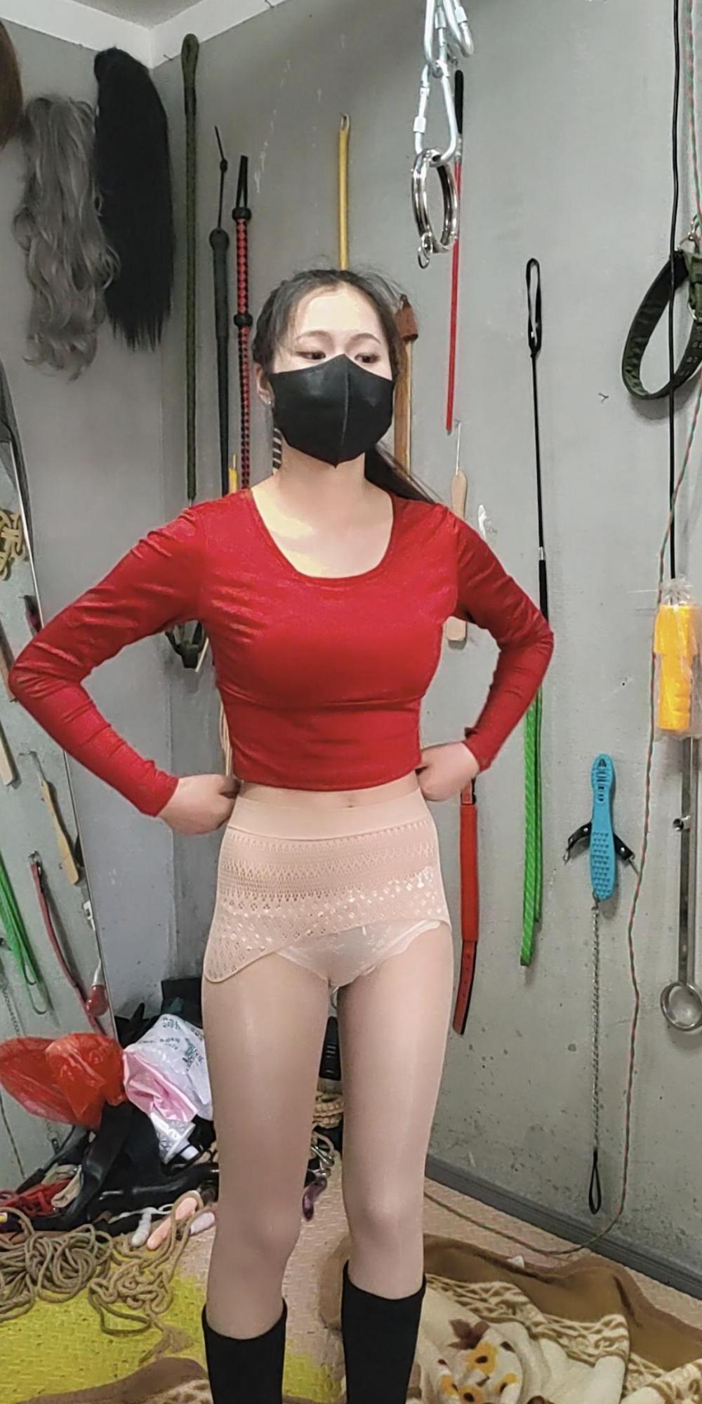 文慧长靴丝袜内内，紧缚吊起-1