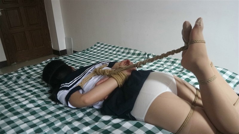 柜子里的大学生 第1集-3