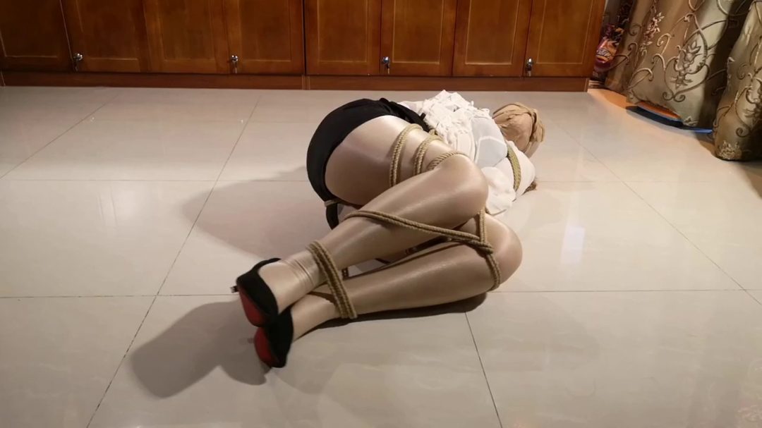 絲之秘語女绑女剧情系列，丝袜堵嘴套头，内裤堵嘴地狱，龟甲紧缚-3