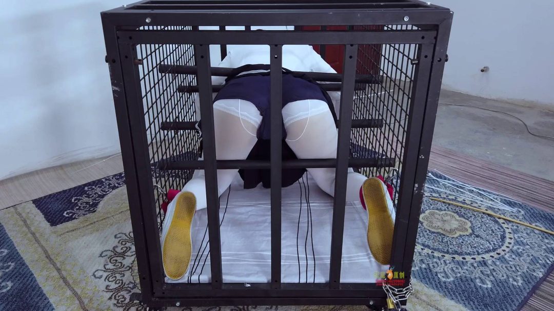 拉拉队长的姿势训练-5