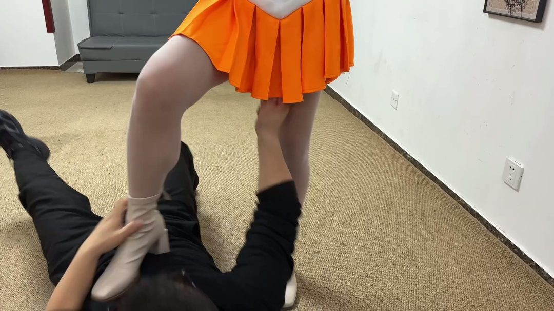 (女英雄研究所)[希希]美少女战士金星被击裆惨败-2