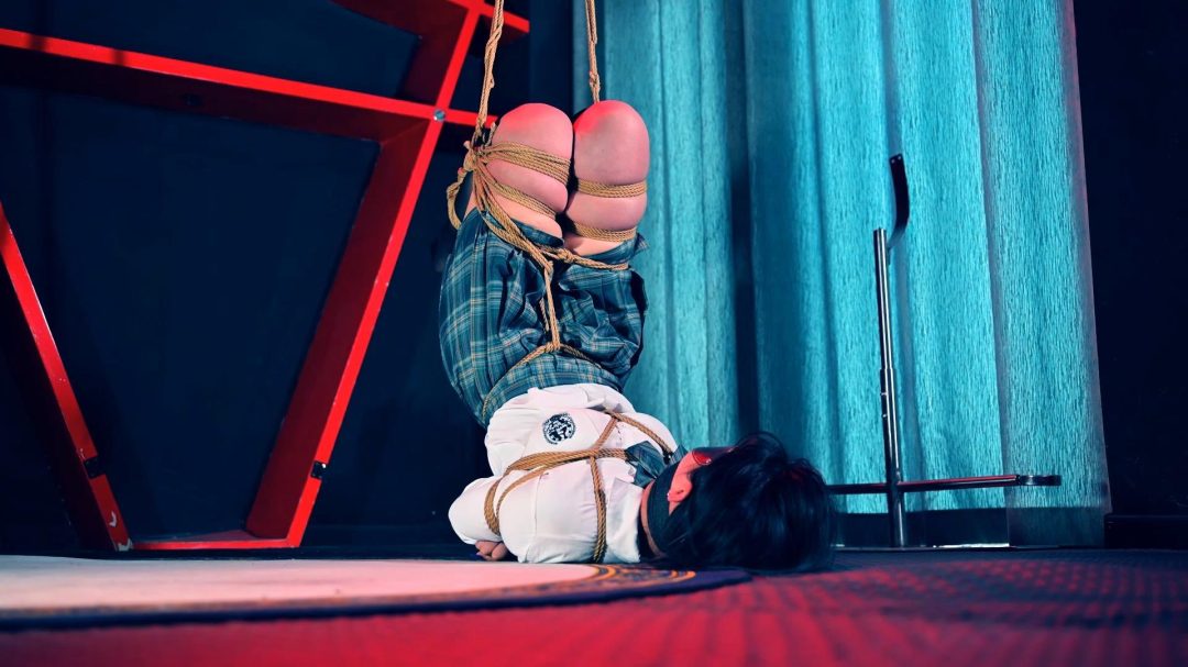 吊着累的睡着了-5