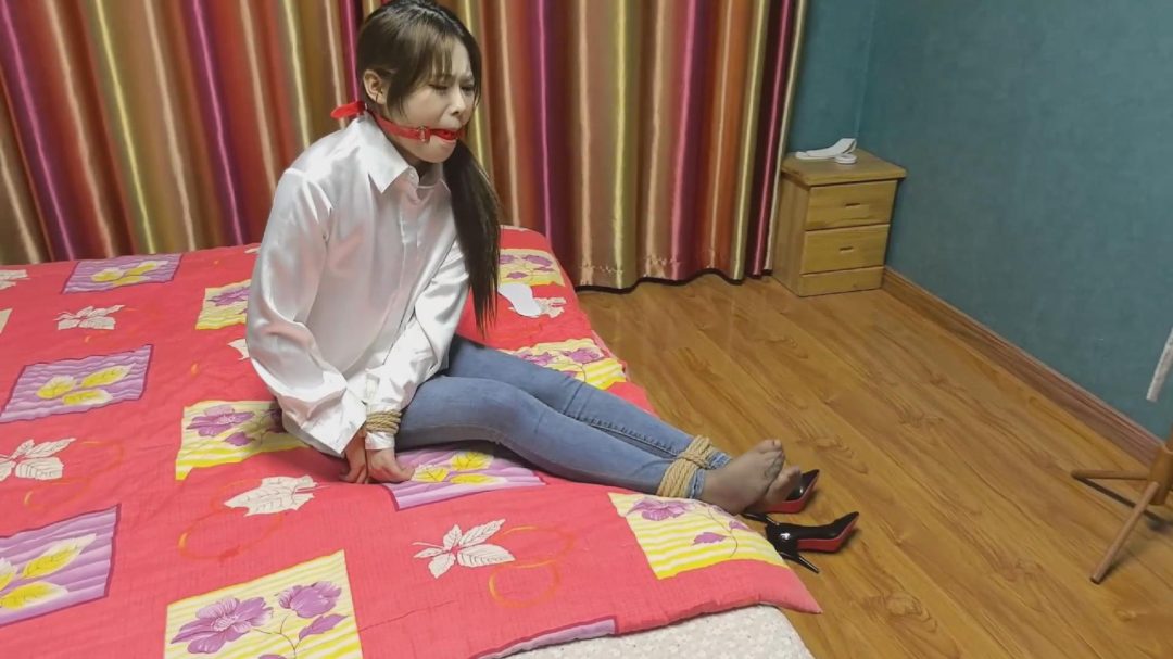 定拍-美女空姐网购-10