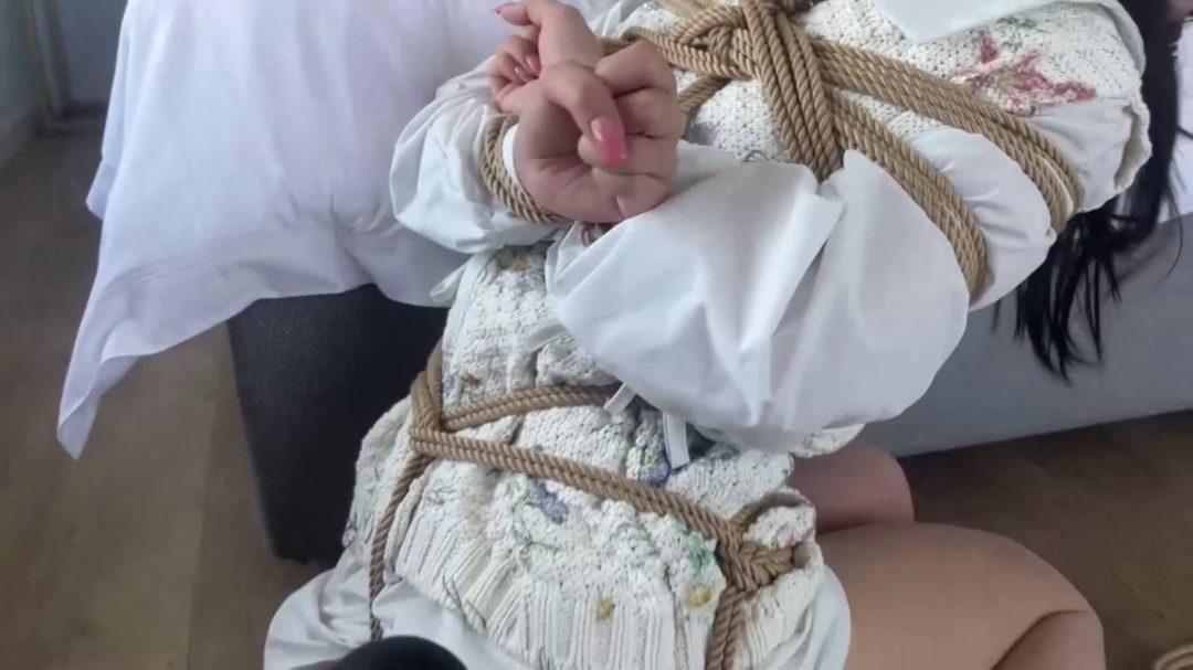 肉丝股绳走绳 团缚憋气挑战肉丝股绳走绳 团缚憋气挑战-3