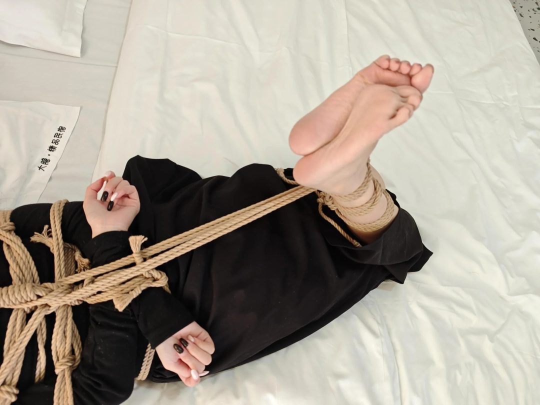 小美女捆绑tk炼狱续-3