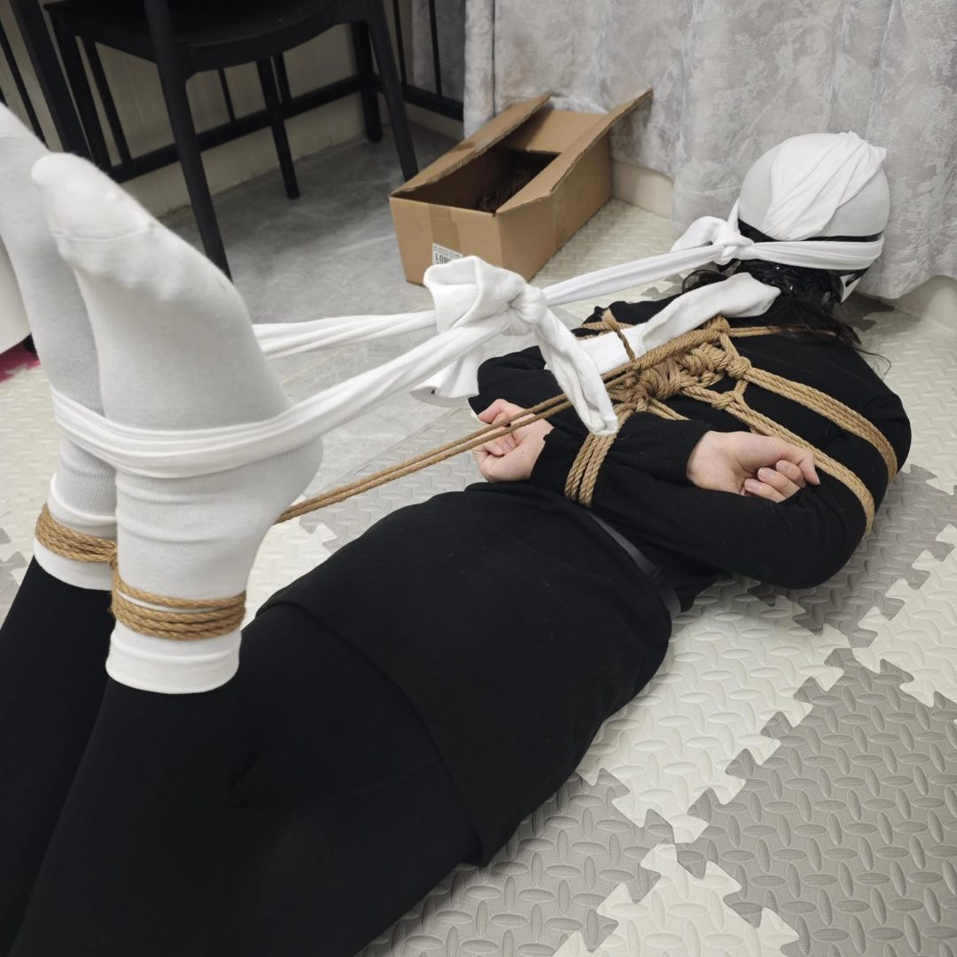 【追风的游戏】驷马紧缚放置一整晚-4