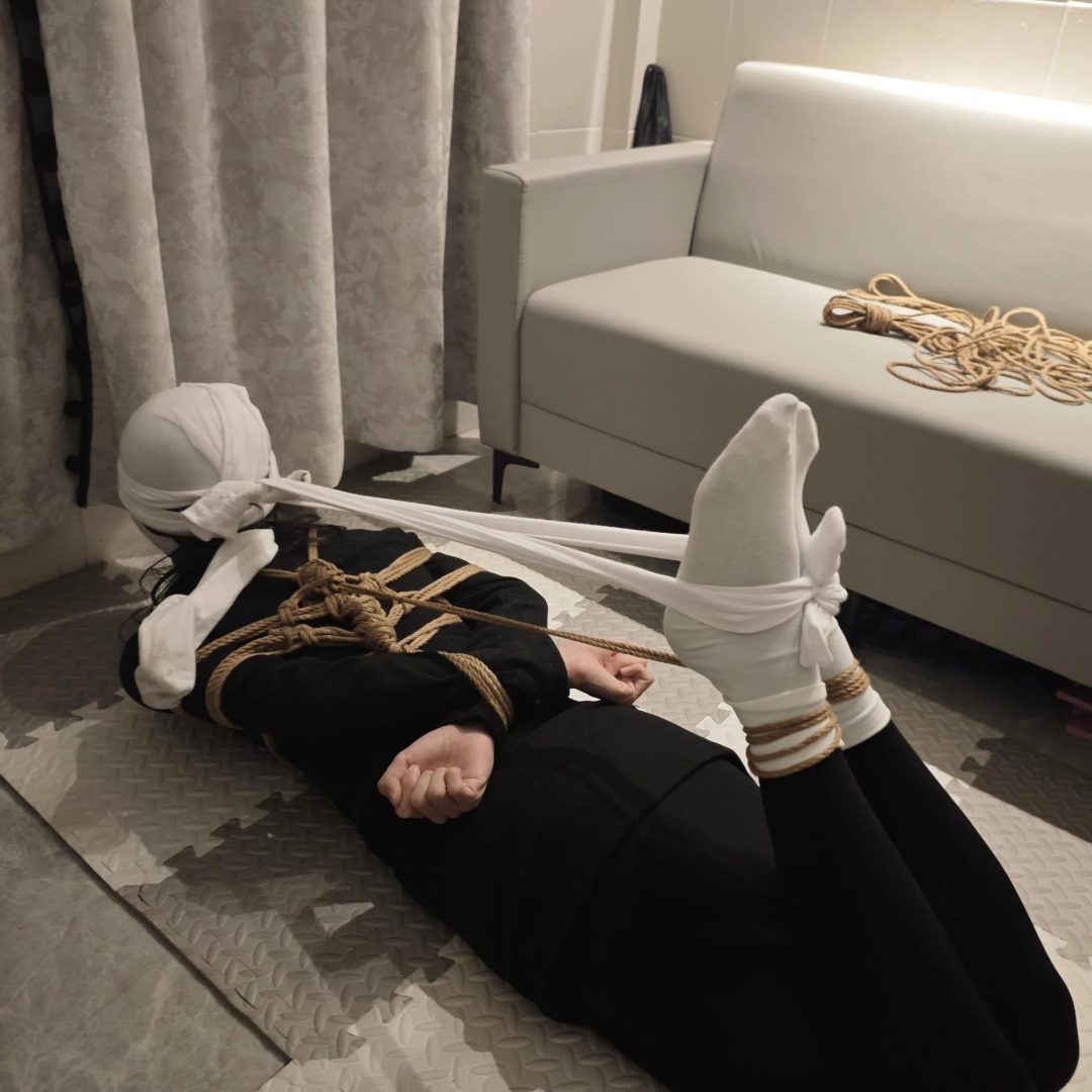 【追风的游戏】驷马紧缚放置一整晚-1