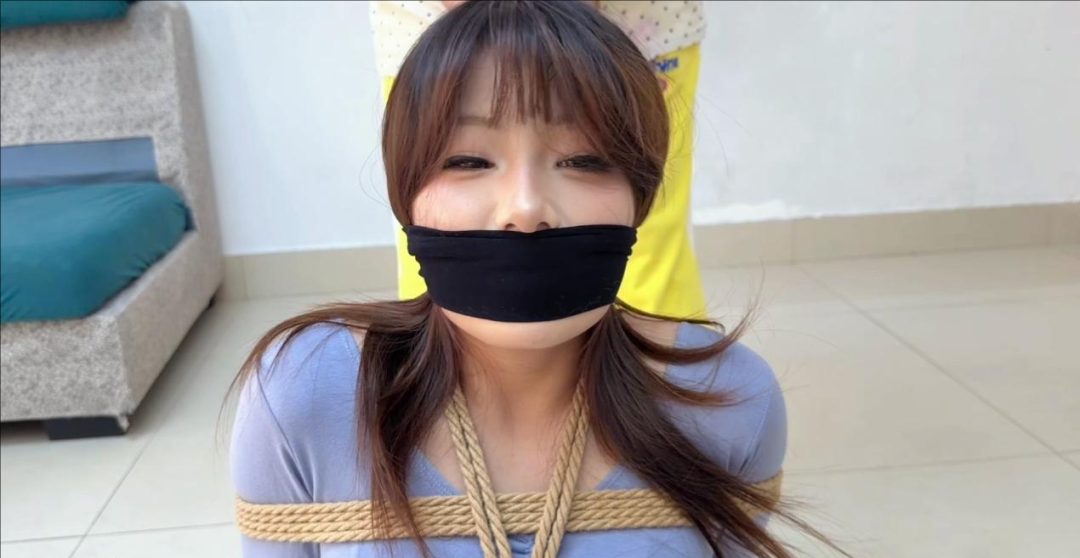 脸蛋绝了 极品女友 坏蛋入室隐藏 被发现后与思琪争吵 坏蛋将思琪捆绑挣扎-2