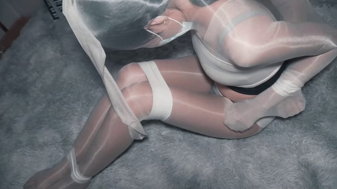 170长腿学姐油亮3条丝袜全包，丝袜套头！紧紧包裹！-4